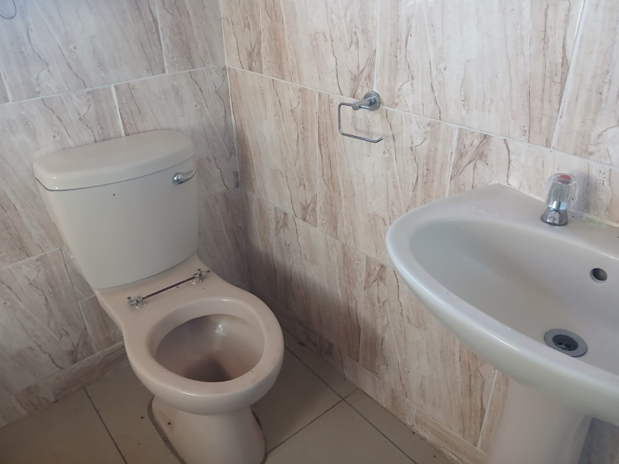 2 Bedroom Property for Sale in Mdantsane Eastern Cape